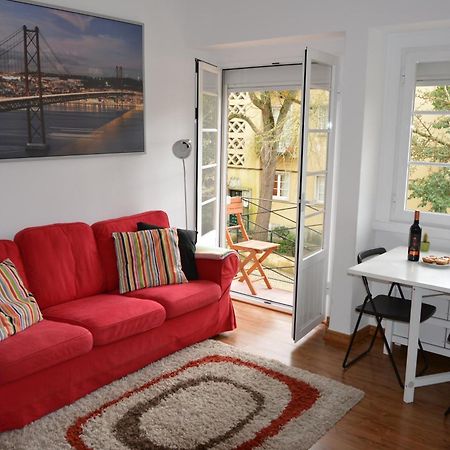 Lovely Apartment To Stay Lisbona Esterno foto